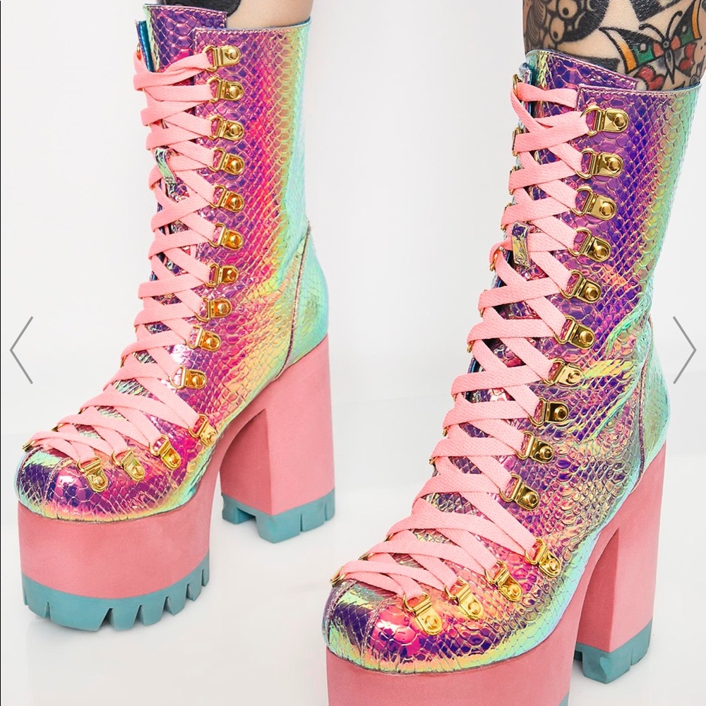 Club exx snake platform boots dolls kill